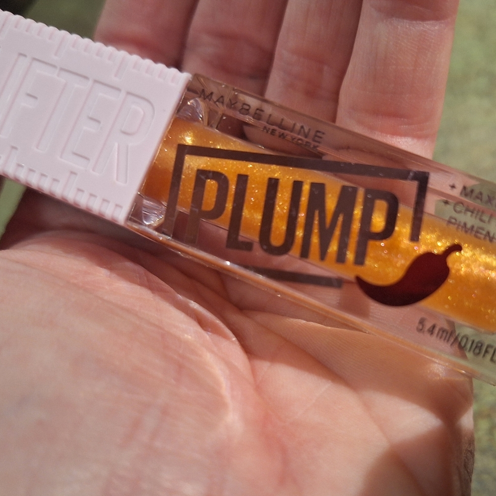 MaybellineLifter Plump Lip Plumping Gloss